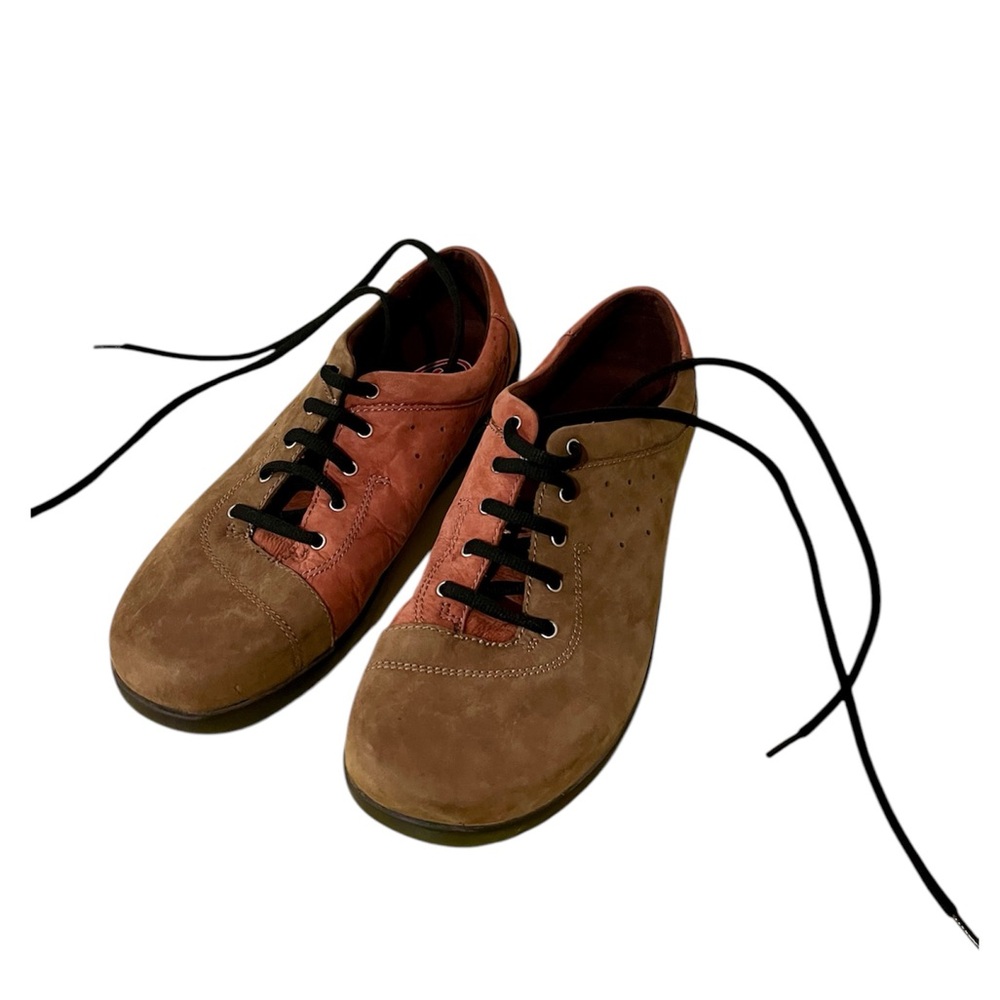 Klogs leather shoes // womens size 9